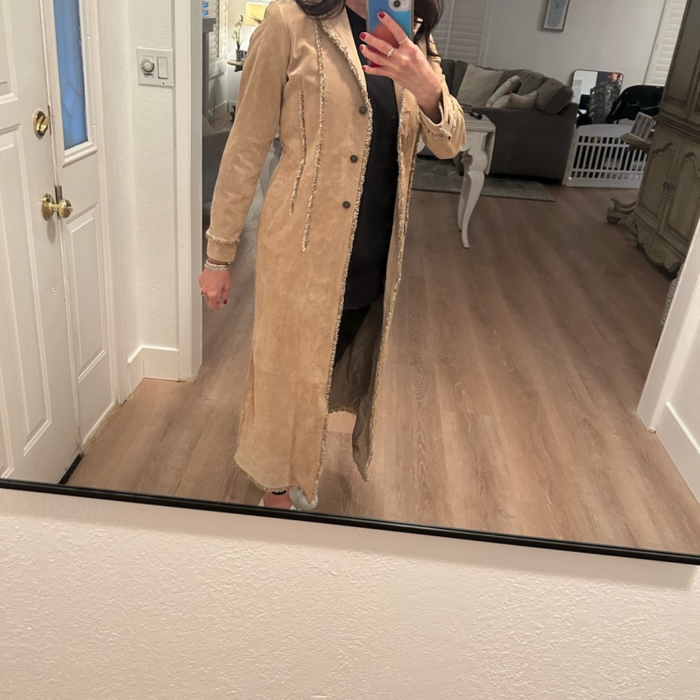 Stunning vintage light weight leather suede - Picture 9 of 9